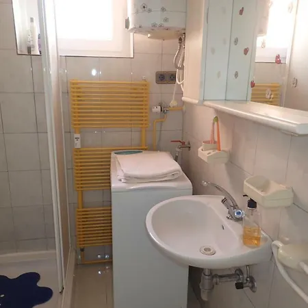 Cozy Little Nest, Bled Region Apartment Jesenice