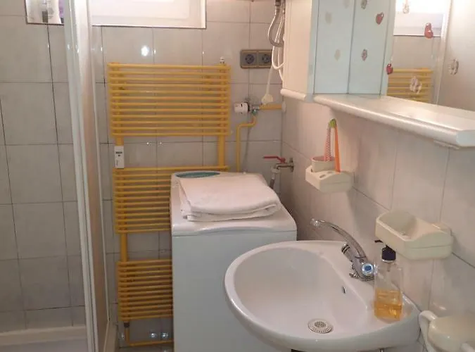 Cozy Little Nest, Bled Region Apartma Jesenice